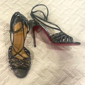Christian Louboutin 37 New WO box sandal Silver